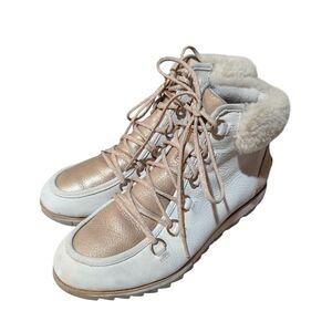Sorel Harlow Winter Boots Metalic Rose Gold And Leather size 7 Waterproof